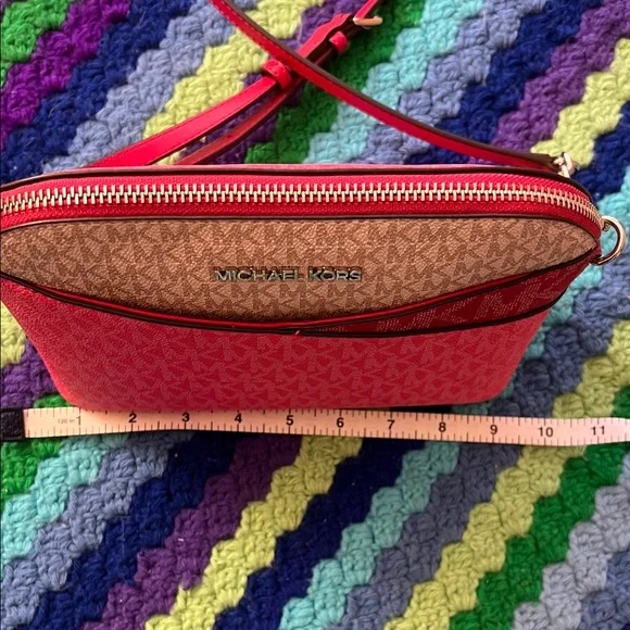 Michael Kors Pink and Cream Signature Crossbody Bag - Picture 6 of 8